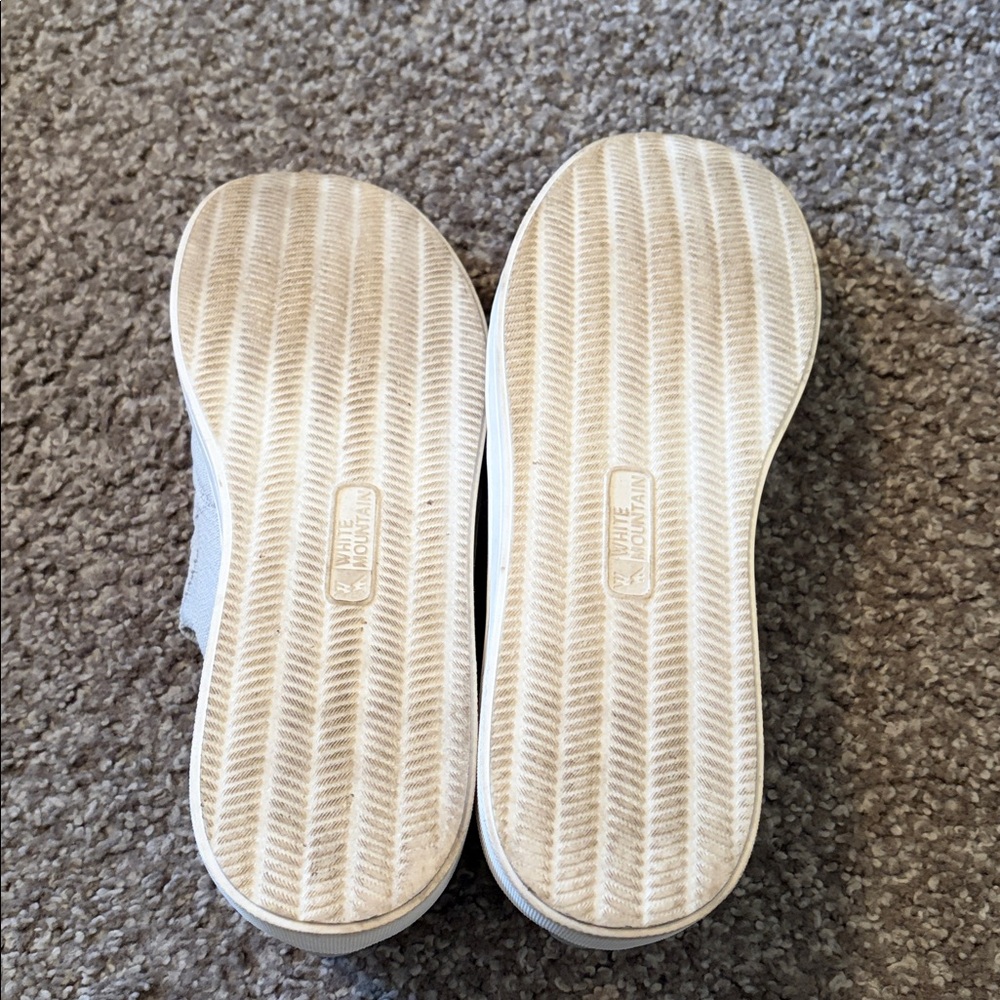 White Mountain Light Gray Slip-On Sneakers…Worn Twice! - Picture 4 of 5